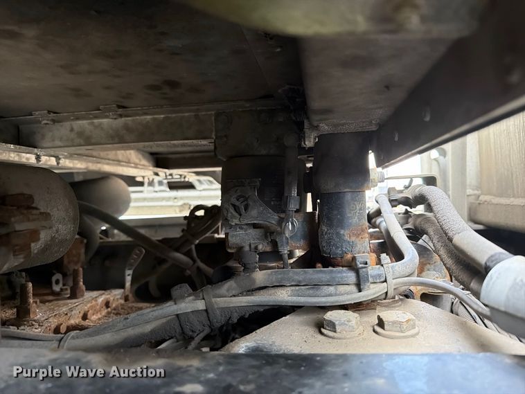 image for item YA5499 2020 Kenworth T880 semi truck