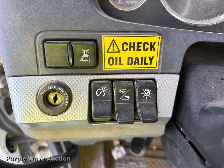 image for item YA5499 2020 Kenworth T880 semi truck