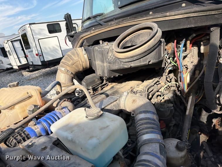 image for item YA5499 2020 Kenworth T880 semi truck