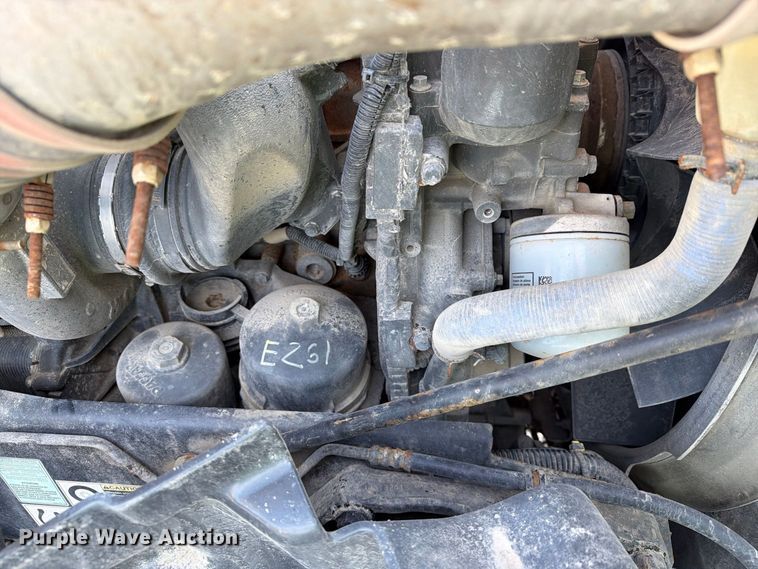 image for item YA5499 2020 Kenworth T880 semi truck