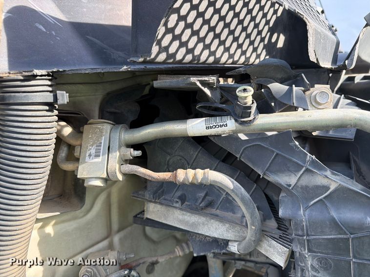 image for item YA5499 2020 Kenworth T880 semi truck