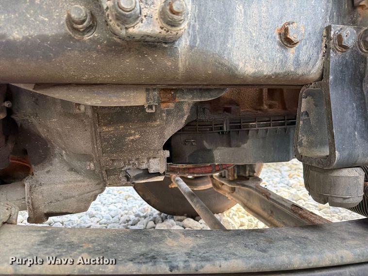 image for item YA5499 2020 Kenworth T880 semi truck