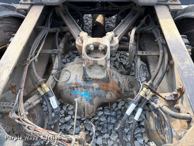 image for item YA5499 2020 Kenworth T880 semi truck