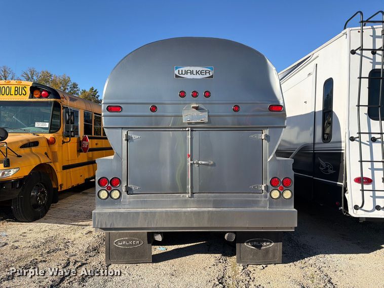 image for item YA5538 2023 Peterbilt 389 tank truck