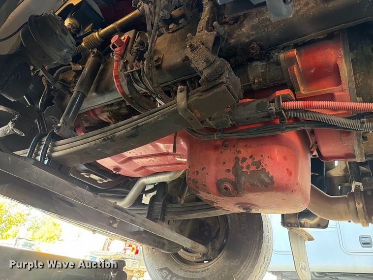 image for item YA5538 2023 Peterbilt 389 tank truck