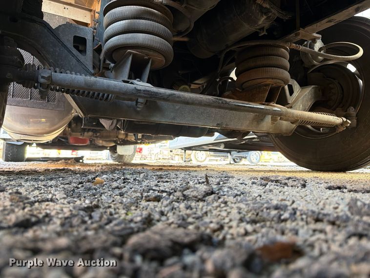 image for item YA5538 2023 Peterbilt 389 tank truck