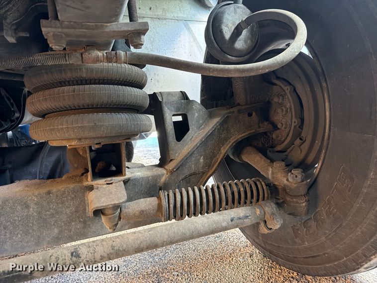image for item YA5538 2023 Peterbilt 389 tank truck