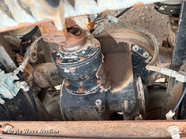 image for item DV8690 1990 Mack CH semi truck
