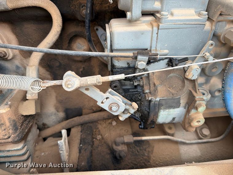 image for item DV8690 1990 Mack CH semi truck