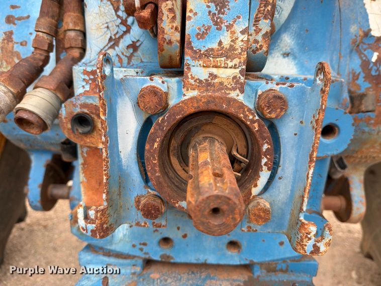image for item DV8691 Ford 7710 tractor