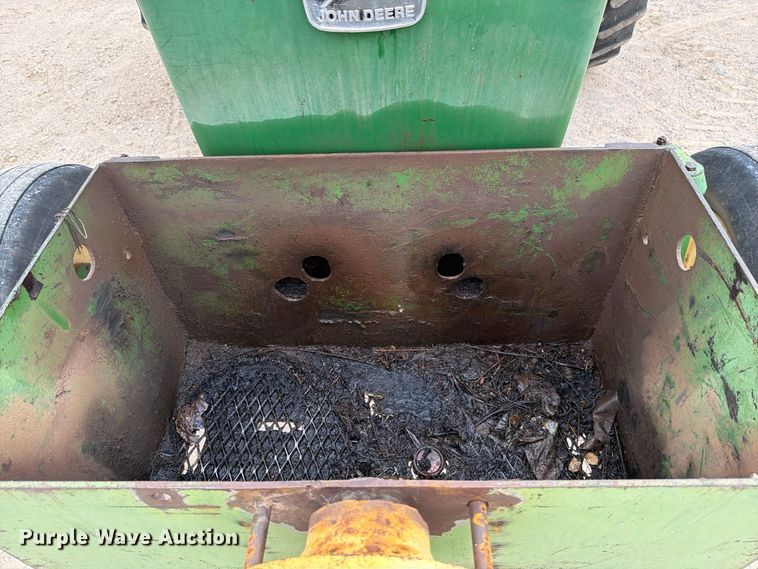 image for item DV8692 John Deere 4440 tractor