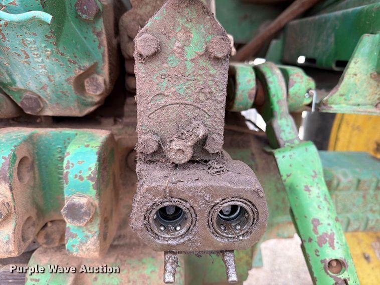 image for item DV8692 John Deere 4440 tractor
