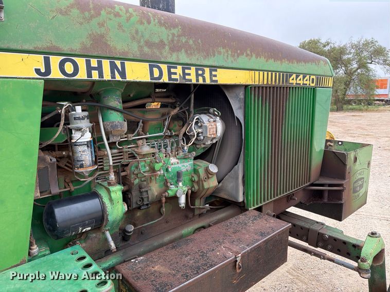 image for item DV8692 John Deere 4440 tractor