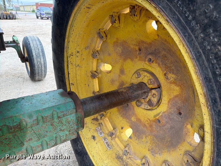 image for item DV8692 John Deere 4440 tractor