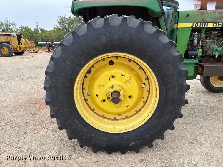 image for item DV8692 John Deere 4440 tractor