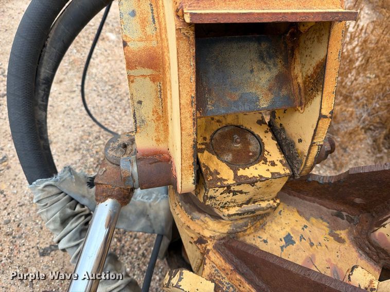 image for item DV8694 Alamo group AB side boom rotary mower