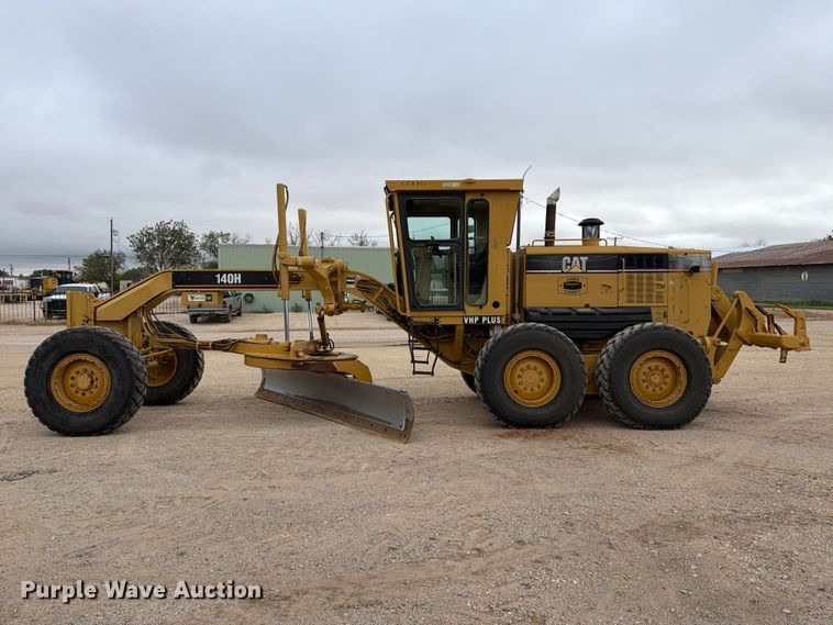 image for item DV8696 2006 Caterpillar 140H motor grader