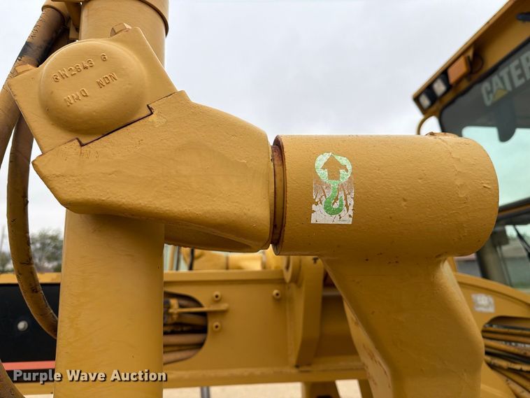 image for item DV8696 2006 Caterpillar 140H motor grader