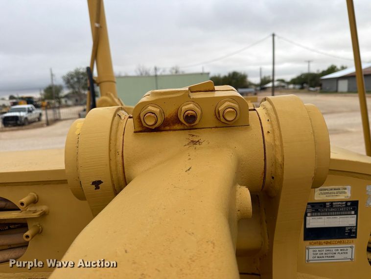 image for item DV8696 2006 Caterpillar 140H motor grader