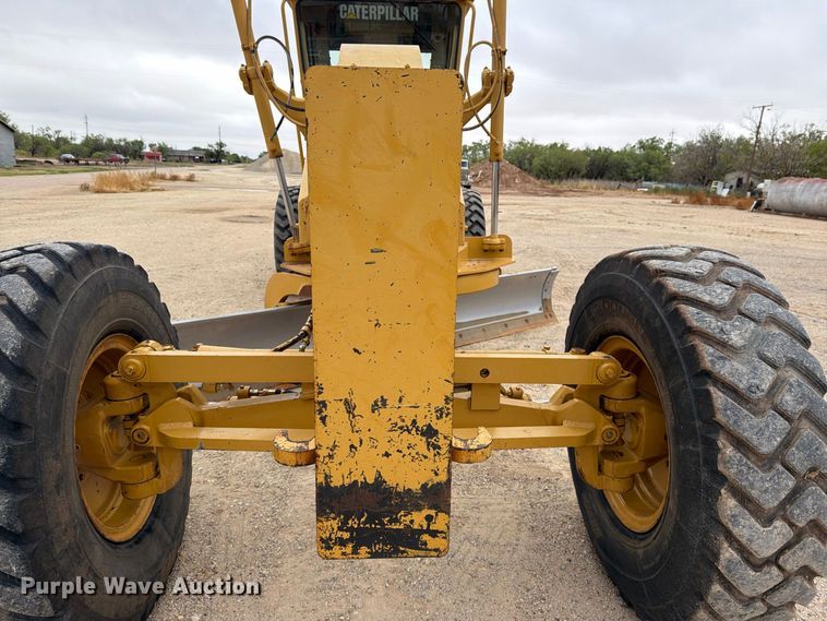 image for item DV8696 2006 Caterpillar 140H motor grader