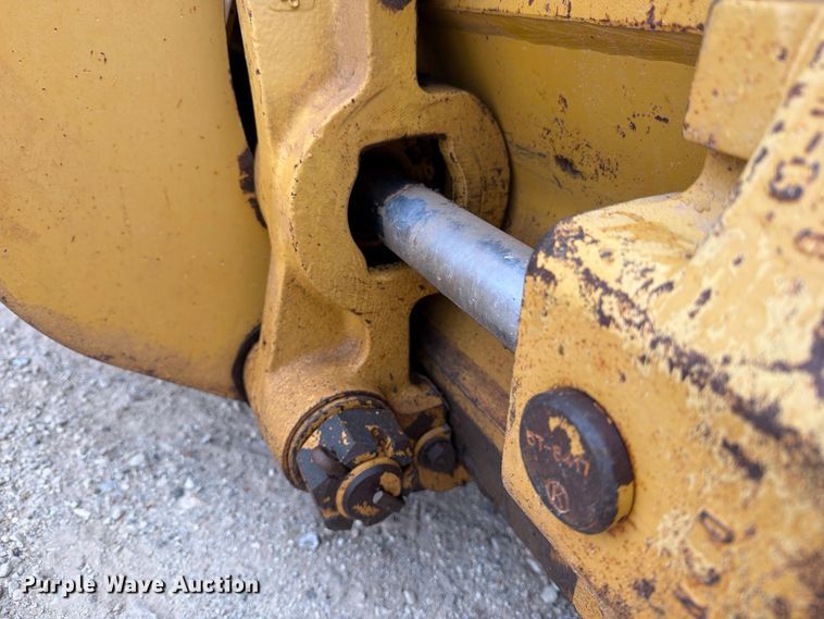 image for item DV8696 2006 Caterpillar 140H motor grader