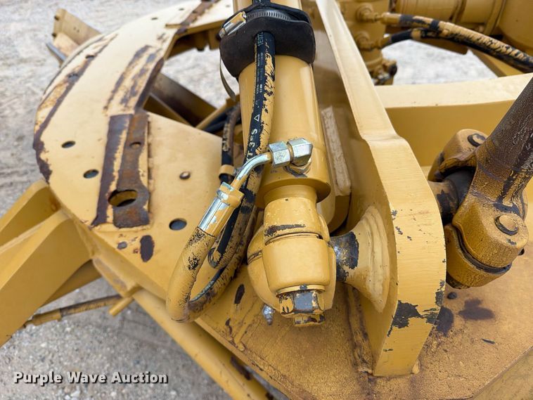 image for item DV8696 2006 Caterpillar 140H motor grader
