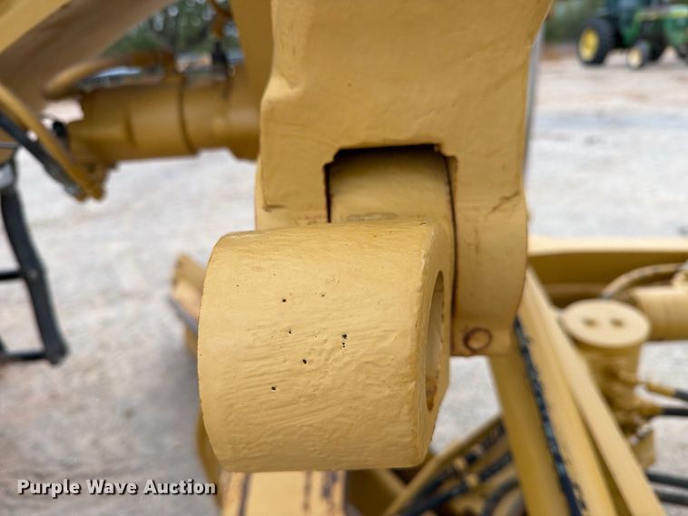image for item DV8696 2006 Caterpillar 140H motor grader