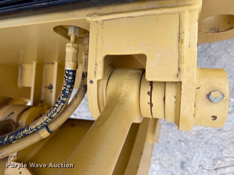 image for item DV8696 2006 Caterpillar 140H motor grader