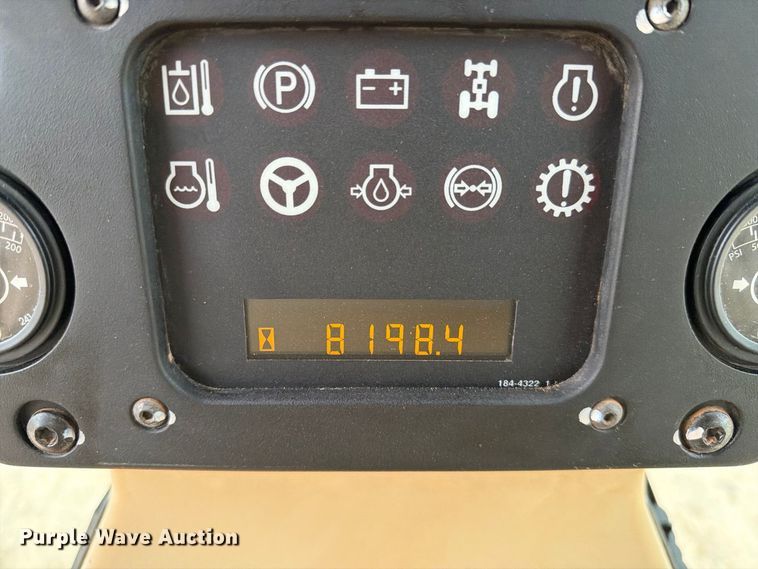 image for item DV8696 2006 Caterpillar 140H motor grader