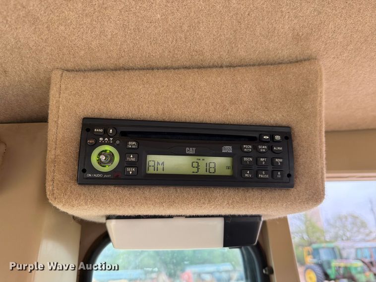 image for item DV8696 2006 Caterpillar 140H motor grader