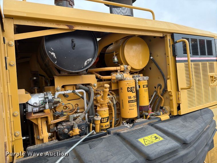 image for item DV8696 2006 Caterpillar 140H motor grader