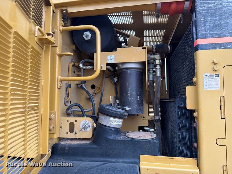 image for item DV8696 2006 Caterpillar 140H motor grader