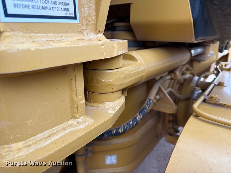 image for item DV8696 2006 Caterpillar 140H motor grader