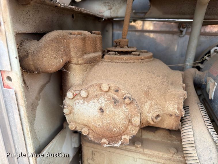 image for item DV8697 Fuel tank
