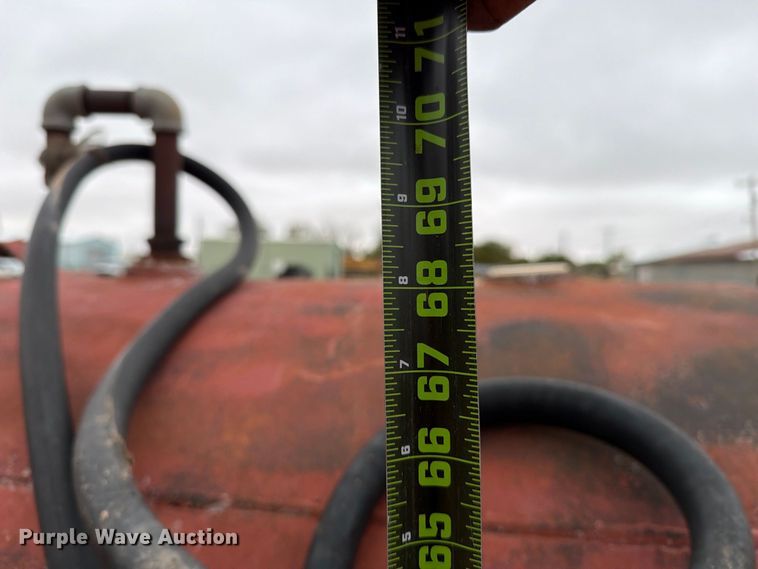 image for item DV8697 Fuel tank