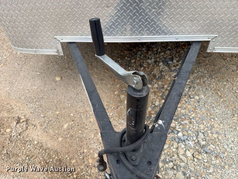 image for item DV8698 2015 Lark United Manufacturing enclosed cargo trailer