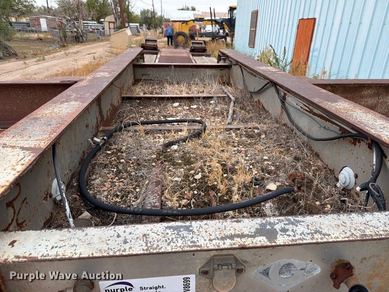 image for item DV8699 1984 Eager Beaver Trailers drop deck equipment trailer