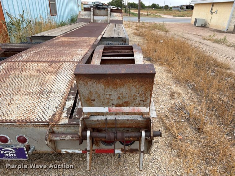 image for item DV8699 1984 Eager Beaver Trailers drop deck equipment trailer