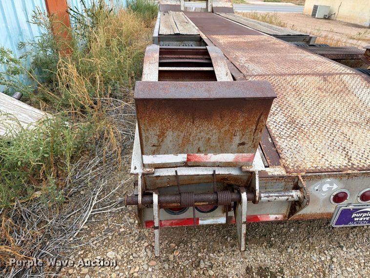 image for item DV8699 1984 Eager Beaver Trailers drop deck equipment trailer