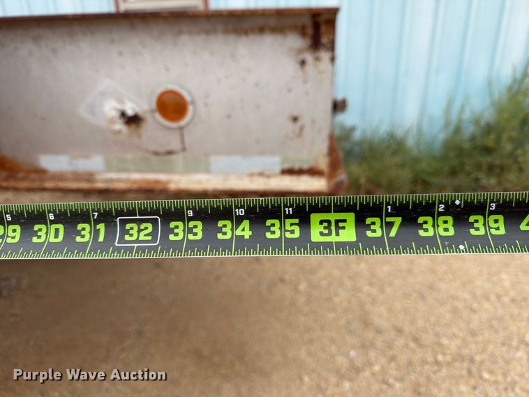 image for item DV8699 1984 Eager Beaver Trailers drop deck equipment trailer