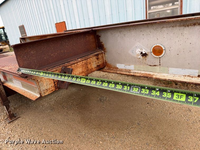 image for item DV8699 1984 Eager Beaver Trailers drop deck equipment trailer