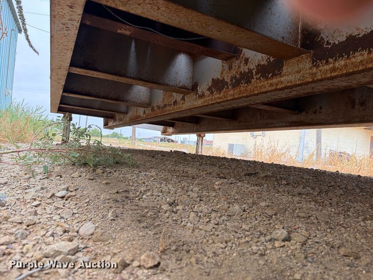 image for item DV8699 1984 Eager Beaver Trailers drop deck equipment trailer