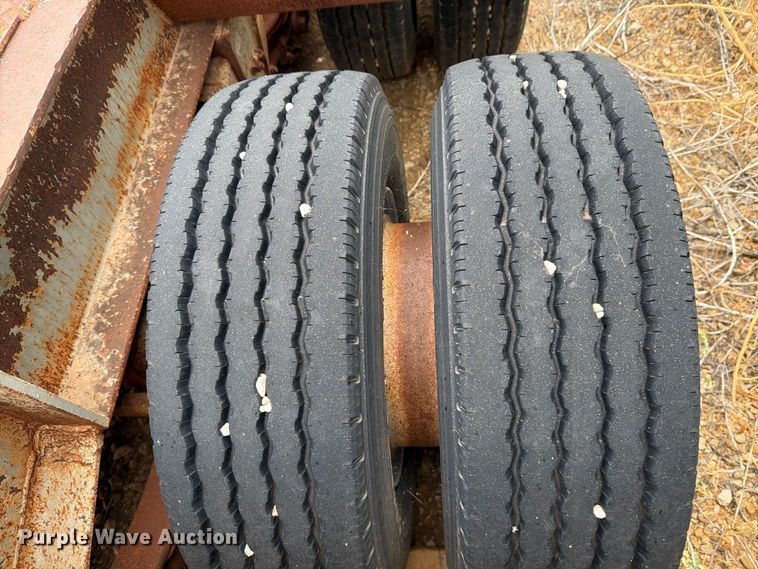 image for item DV8699 1984 Eager Beaver Trailers drop deck equipment trailer