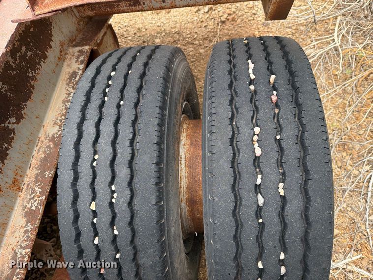 image for item DV8699 1984 Eager Beaver Trailers drop deck equipment trailer