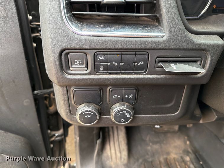 image for item DV8702 2022 Chevrolet Tahoe SUV