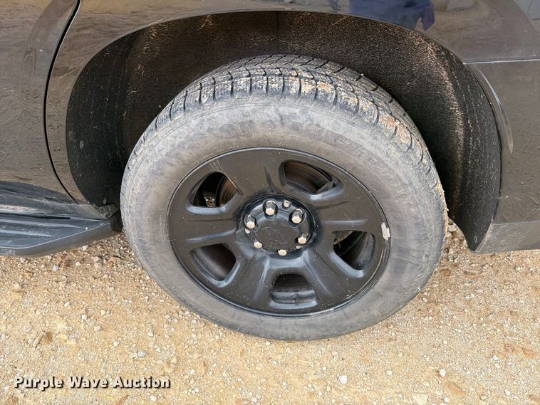 image for item DV8702 2022 Chevrolet Tahoe SUV