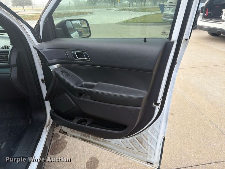 image for item DY3451 2015 Ford Explorer Police Interceptor SUV