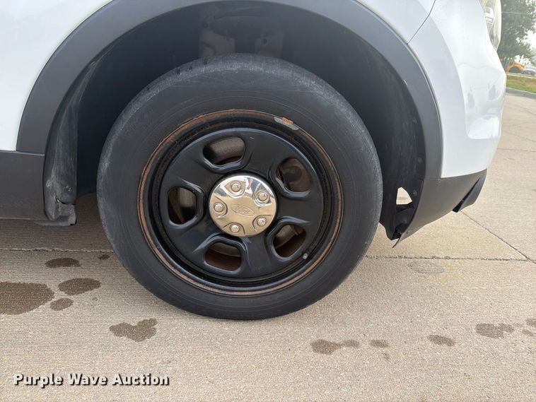 image for item DY3451 2015 Ford Explorer Police Interceptor SUV