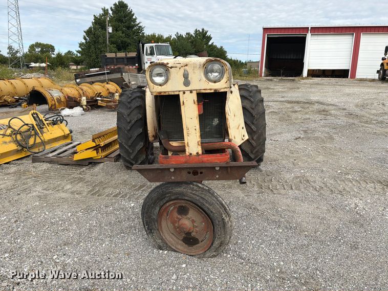 image for item DZ4885 Case 430 tractor