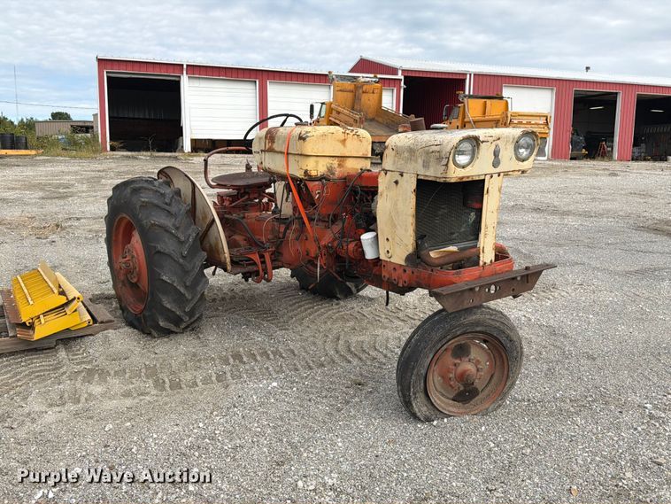 image for item DZ4885 Case 430 tractor